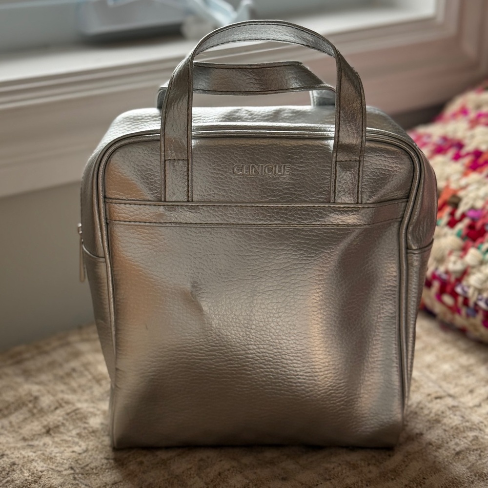 Early 2000s Clinique Metallic Silver Cosmetic Bag